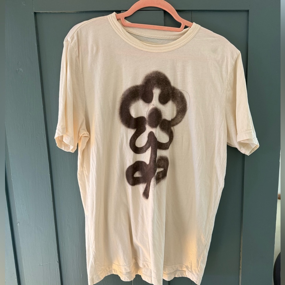 Imogene + Willie Flower Tee sz L NWOT